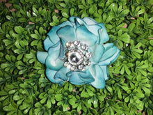 Load image into Gallery viewer, Teal bling pull
